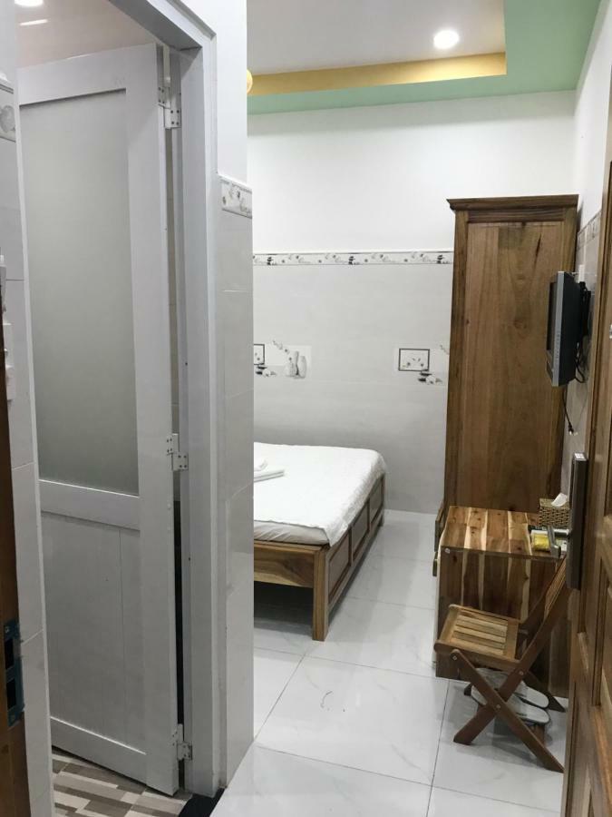Hotel Thanh Vinh Ho Chi Minh City Exterior photo