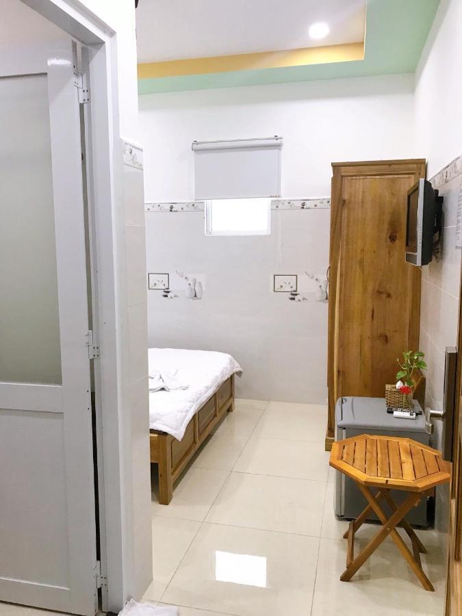 Hotel Thanh Vinh Ho Chi Minh City Exterior photo